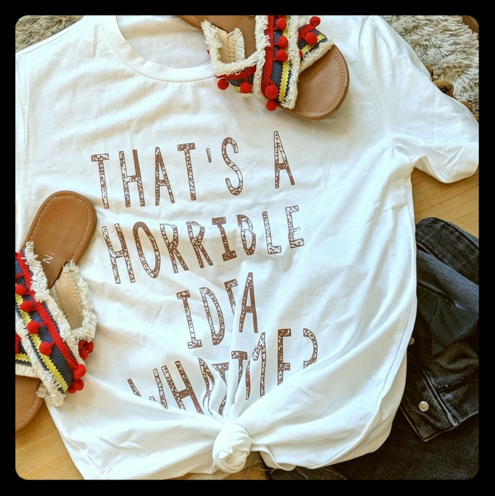 💮NWT Graphic T💮